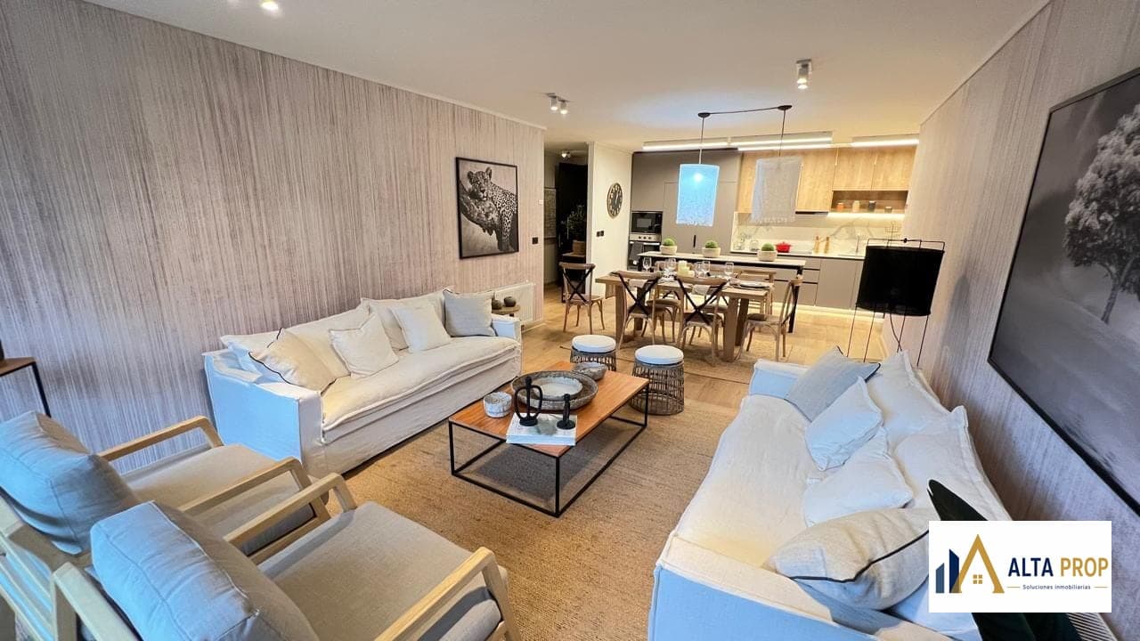 Venta Dpto Nuevo 3D 3B con Jardín 99m² — Vitacura